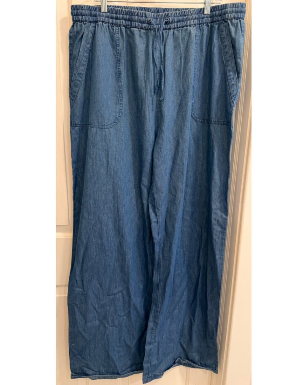 NWT Long Tall Sally Blue Chambray Wide Leg Pants 14